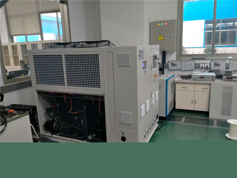 冷熱一體機(jī)