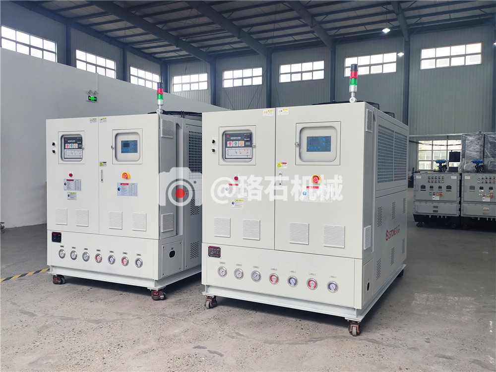 2臺，冷熱一體模溫機（四川成都）