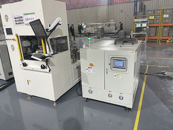 新能源冷熱一體機(jī)