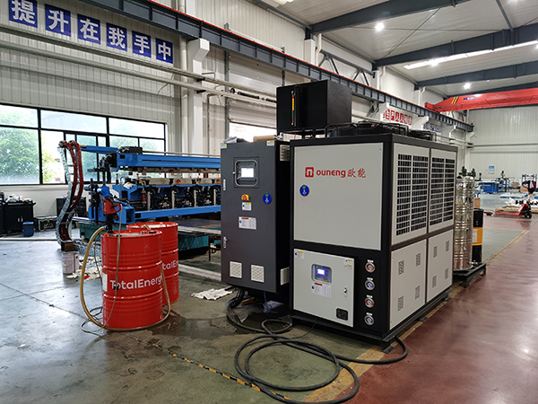 復(fù)合材料油溫機(jī)