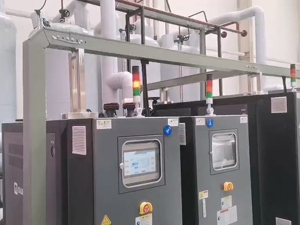 新能源模溫機(jī)