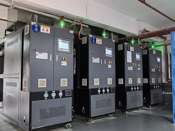 制藥高精度模溫機